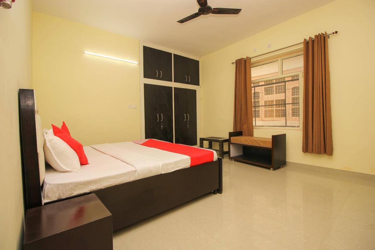 Oyo 39391 Jk Guest House Dharamshala Ngoại thất bức ảnh
