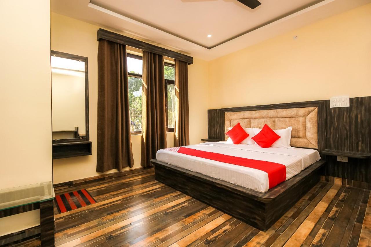 Oyo 39391 Jk Guest House Dharamshala Ngoại thất bức ảnh